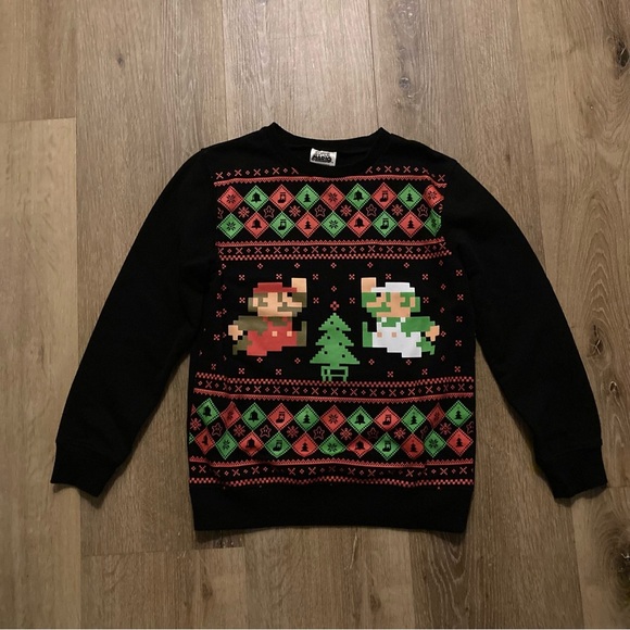 Nintendo Super Mario Brothers Luigi
Holiday Christmas Sweatshirt | Size M Boys - Picture 4 of 10